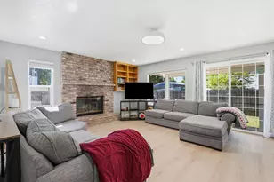 8510 Diamond Oak Way, Elk Grove, CA 95624 - Photo 8