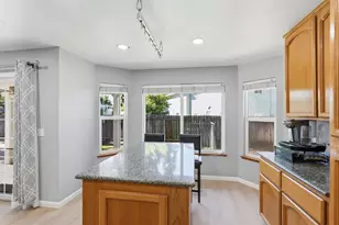 8510 Diamond Oak Way, Elk Grove, CA 95624 - Photo 18