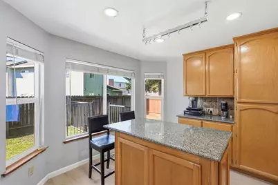 8510 Diamond Oak Way, Elk Grove, CA 95624 - Photo 16