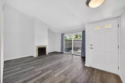 6239 Riverside Boulevard #2, Sacramento, CA 95831 - Photo 6