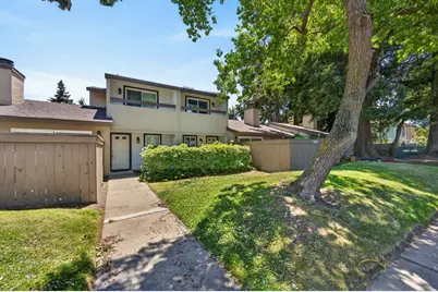 6239 Riverside Boulevard #2, Sacramento, CA 95831 - Photo 4