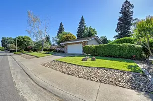 4955 Marlborough Way, Carmichael, CA 95608 - Photo 2