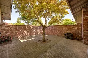 4955 Marlborough Way, Carmichael, CA 95608 - Photo 36