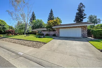 4955 Marlborough Way, Carmichael, CA 95608 - Photo 4