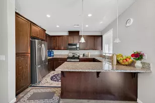 1211 Golden Angel Wy, Sacramento, CA 95838 - Photo 10