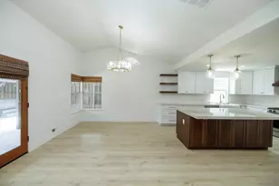 1748 Brennan Ave, Escalon, CA 95320 - Photo 20