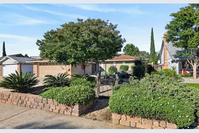 3500 Huntsman Drive, Sacramento, CA 95826 - Photo 2