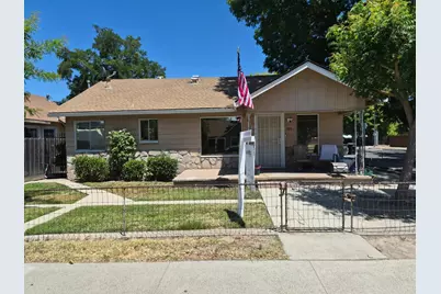 204 College Avenue, Modesto, CA 95350 - Photo 1