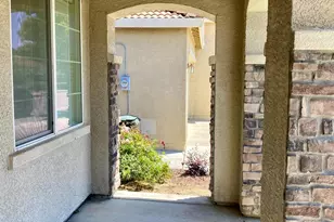 390 Greg Thatch Cir, Sacramento, CA 95835 - Photo 2