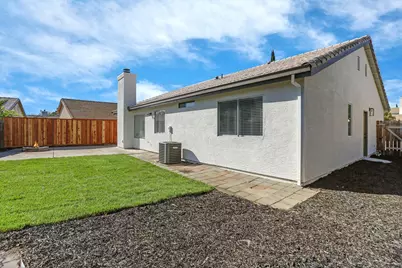 1927 Grove Court, Tracy, CA 95376 - Photo 34