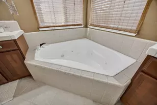 6227 Riverbank Cir, Stockton, CA 95219 - Photo 42