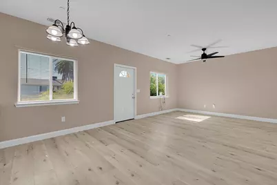4581 Meadow Way, Olivehurst, CA 95961 - Photo 12