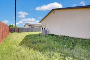 4581 Meadow Way, Olivehurst, CA 95961 - Photo 34