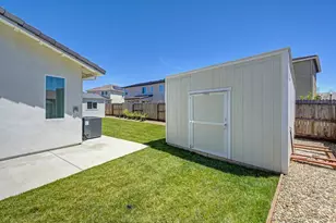 8229 Poppy Rdg Cir, Elk Grove, CA 95757 - Photo 58