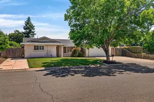 2964 Kennedy Dr, Yuba City, CA 95993 - Photo 2
