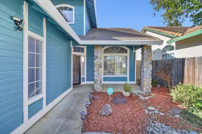 9021 Hooded Crane Court, Sacramento, CA 95829 - Photo 2