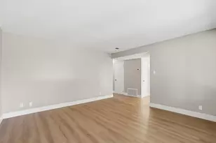 1217 Bellingham Dr, San Jose, CA 95121 - Photo 10