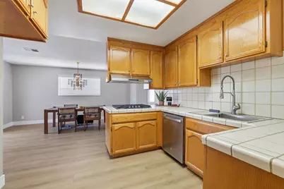 1217 Bellingham Drive, San Jose, CA 95121 - Photo 14