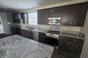 1351 Winterhart Ct, Galt, CA 95632 - Photo 10