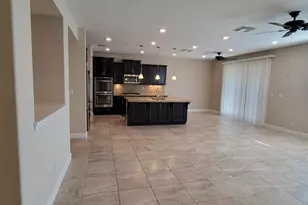 1052 Lavender St, Manteca, CA 95337 - Photo 8