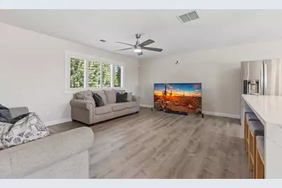 632 Lenore Drive, Modesto, CA 95351 - Photo 8