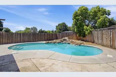 13979 Montezuma Way, Manteca, CA 95336 - Photo 2