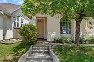 12 Grand Canyon Ct, Sacramento, CA 95835 - Photo 4