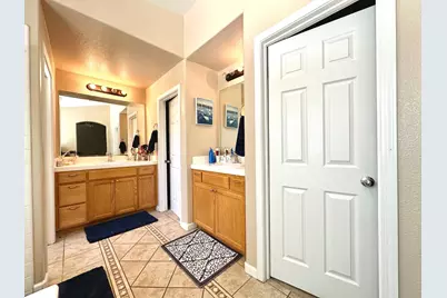 2259 Claremont Way, Yuba City, CA 95991 - Photo 32