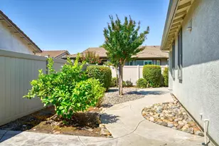 2379 Belle Glade Ln, Manteca, CA 95336 - Photo 36