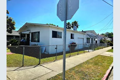 8106 Holly Street, Oakland, CA 94621 - Photo 6