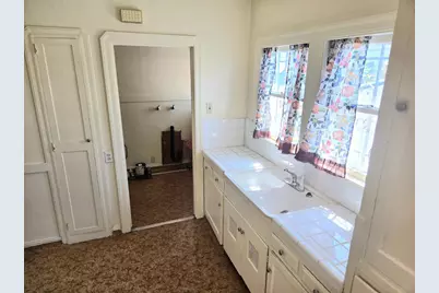8106 Holly Street, Oakland, CA 94621 - Photo 20