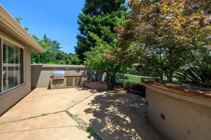 9516 Golf Course Ln, Elk Grove, CA 95758 - Photo 60