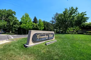 9516 Golf Course Ln, Elk Grove, CA 95758 - Photo 14