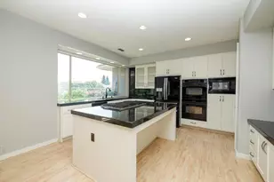 9516 Golf Course Ln, Elk Grove, CA 95758 - Photo 34