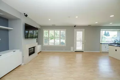 9516 Golf Course Lane, Elk Grove, CA 95758 - Photo 30