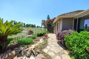 9516 Golf Course Ln, Elk Grove, CA 95758 - Photo 66