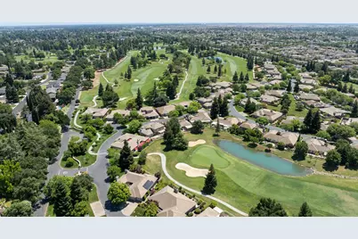 9516 Golf Course Lane, Elk Grove, CA 95758 - Photo 10