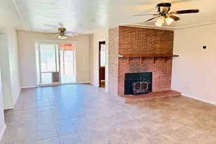 1946 16th St, Olivehurst, CA 95961 - Photo 8