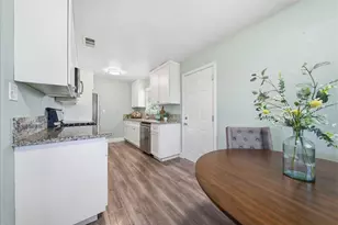 2865 26th Ave, Sacramento, CA 95820 - Photo 12