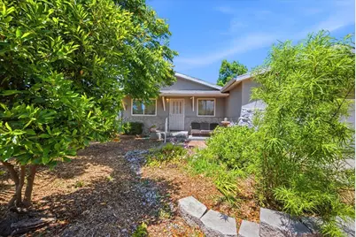 2865 26th Avenue, Sacramento, CA 95820 - Photo 4