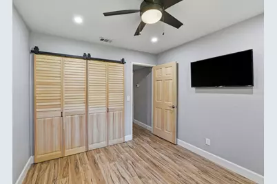 7997 La Riviera Drive, Sacramento, CA 95826 - Photo 24
