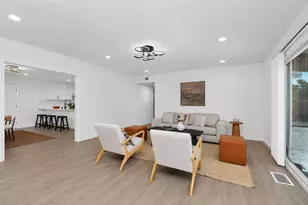 4304 Iowa Ave, Sacramento, CA 95824 - Photo 12