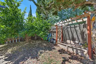 137 Majorca Cir, Sacramento, CA 95823 - Photo 24