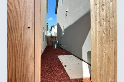 204 Montage Drive, Merced, CA 95348 - Photo 8
