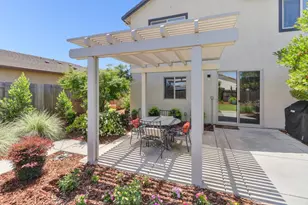 8256 Schellhous Dr, Roseville, CA 95747 - Photo 26