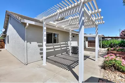 6024 Soares Place, Riverbank, CA 95367 - Photo 40