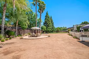 18746 Auburn Way, Madera, CA 93638 - Photo 36