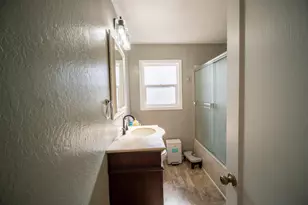 1956 Elmwood Ave, Stockton, CA 95204 - Photo 12