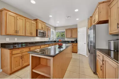 1525 Rainbow Trout Street, Roseville, CA 95747 - Photo 18