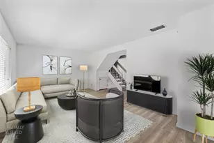 3928 Oak Villa Cir, Carmichael, CA 95608 - Photo 4